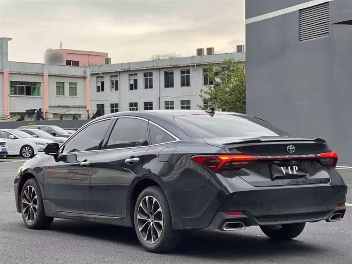 豐田 亞洲龍  2022款 2.5L 豪華版圖片