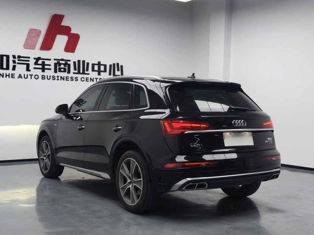 奧迪 奧迪Q5L  2022款 改款 45T 豪華動感型圖片