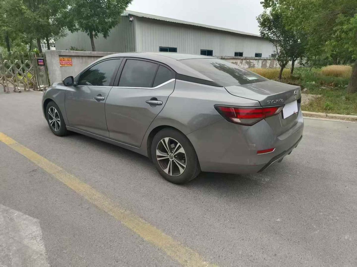 日產(chǎn) 軒逸  2021款 1.6L XL CVT暗夜版圖片