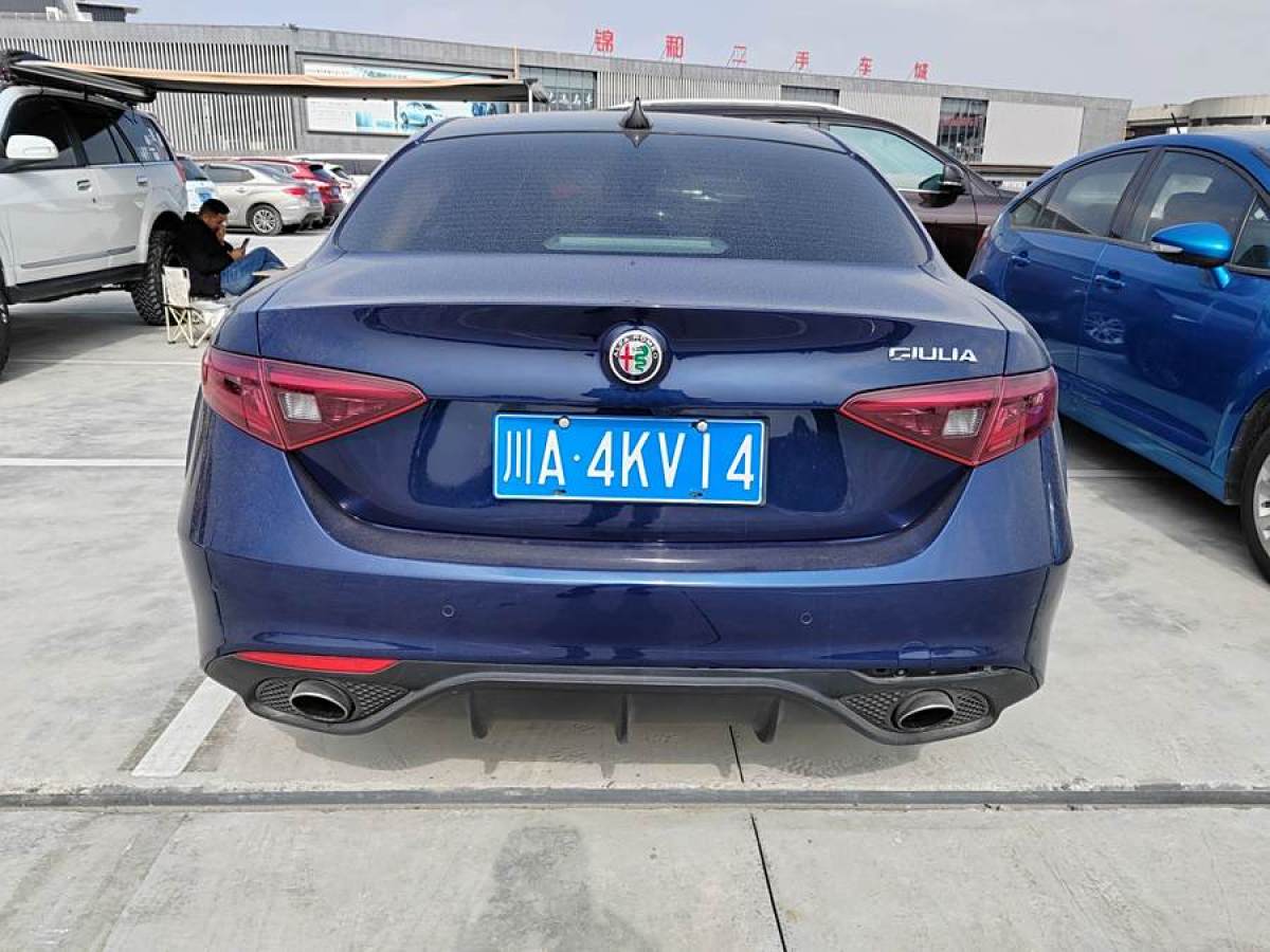 阿爾法·羅密歐 Giulia  2017款 2.0T 280HP 豪華版圖片