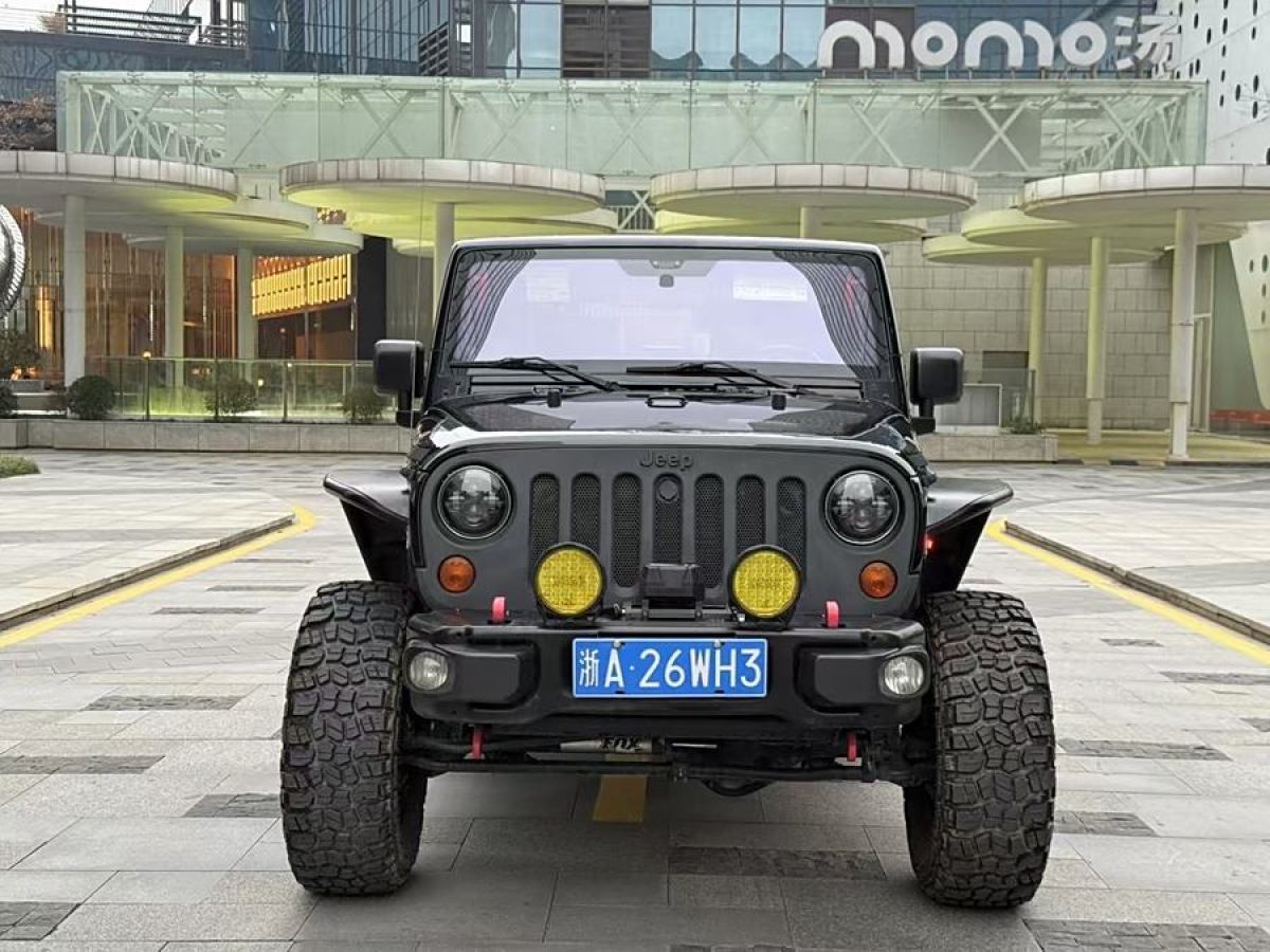 Jeep 牧馬人  2009款 3.8L Rubicon 兩門版圖片