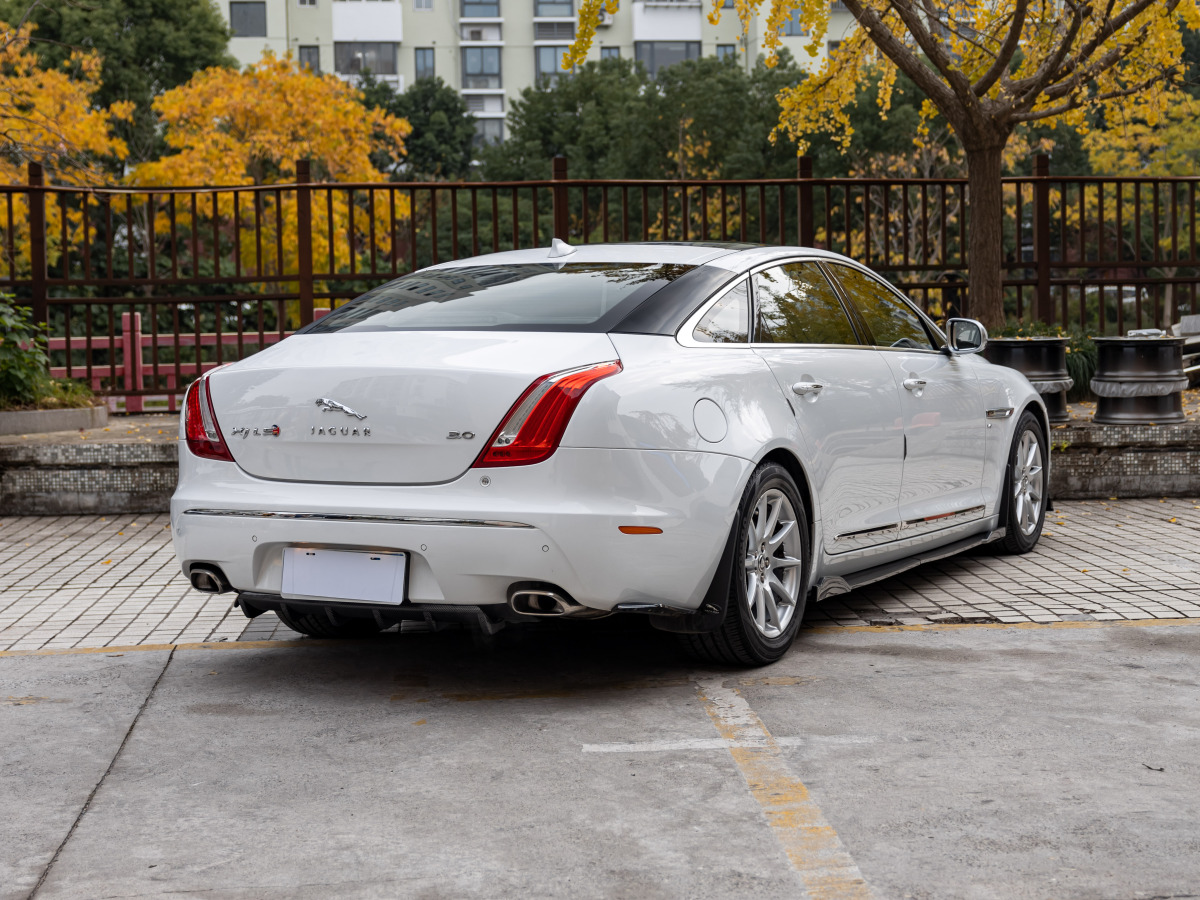 捷豹 XJ  2013款 XJL 3.0 SC 全景商務版圖片