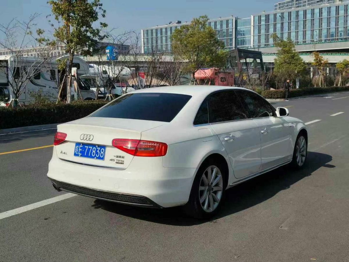 奧迪 奧迪A4L  2016款 A4L 30TFSI 手動舒適型圖片