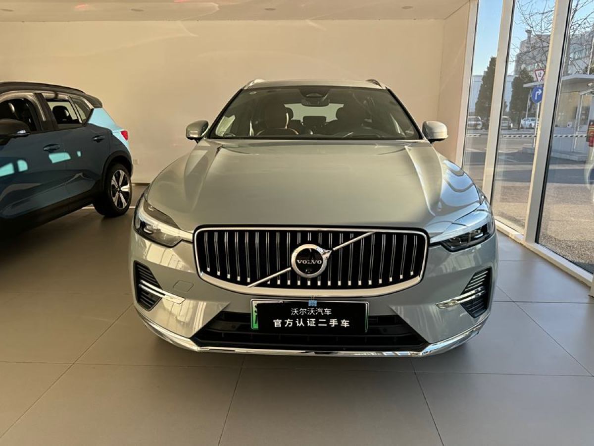 沃爾沃 XC60新能源  2024款 T8 插電混動 長續(xù)航四驅(qū)智雅豪華版圖片