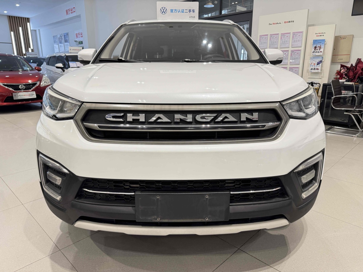 長(zhǎng)安 CS55  2018款 1.5T 手動(dòng)炫色型圖片