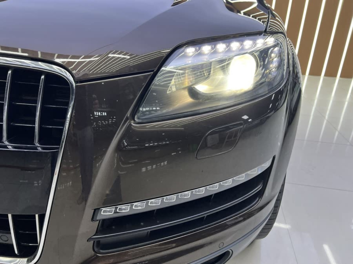 奧迪 奧迪Q7  2014款 35 TFSI 進取型圖片