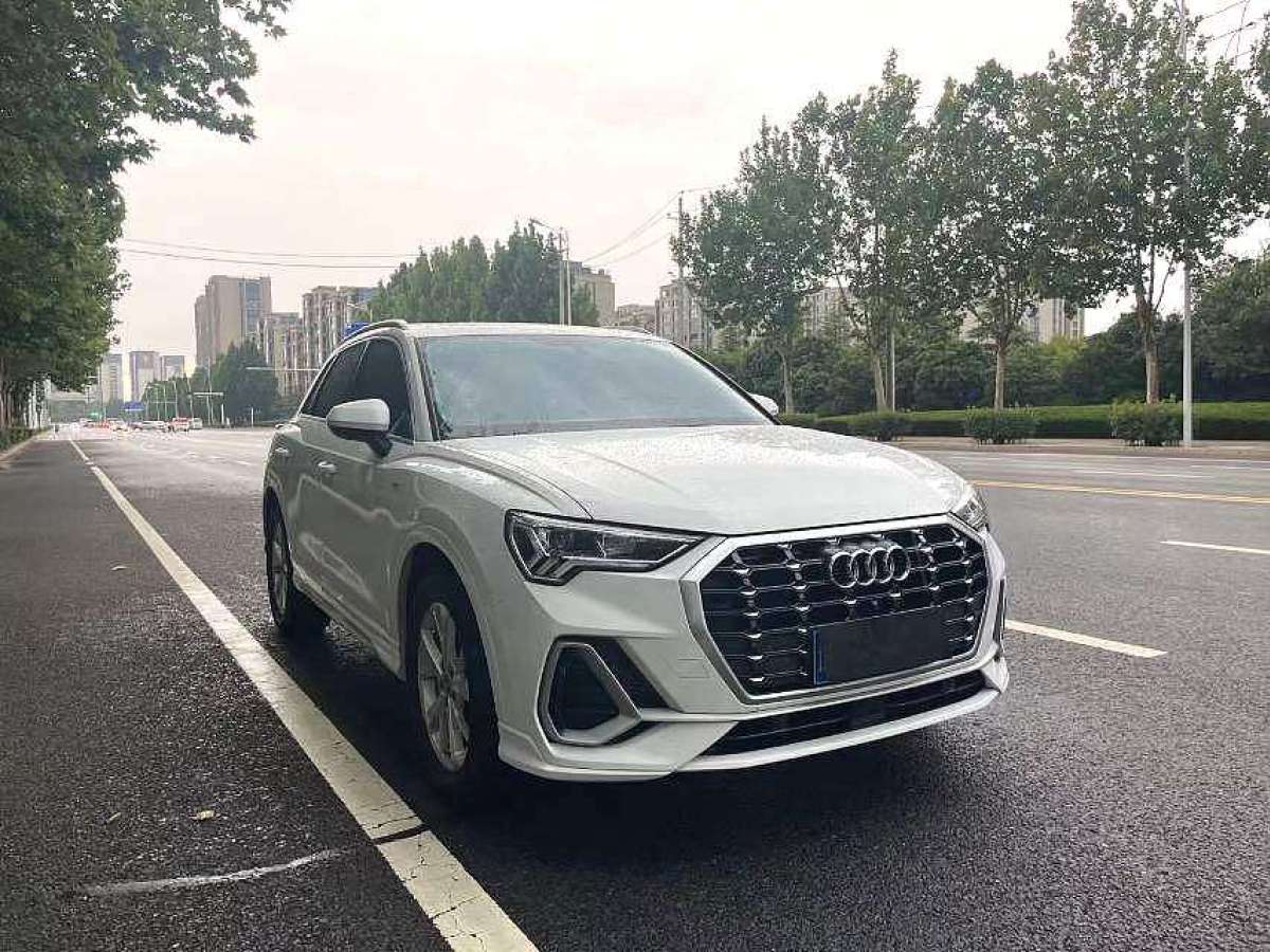 奧迪 奧迪Q3  2019款  35 TFSI 進取動感型圖片