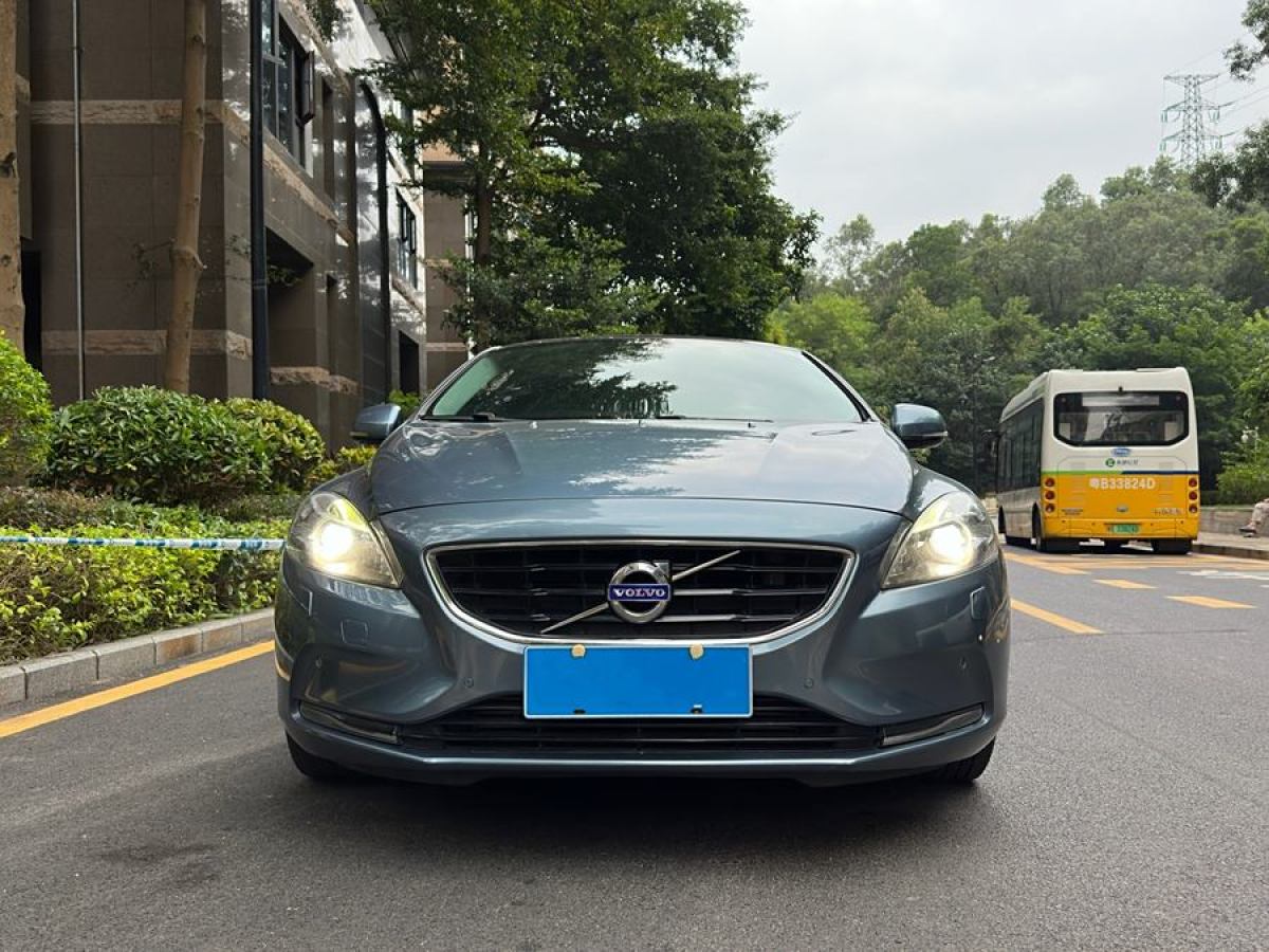 沃爾沃 V40  2014款 2.0T 智雅版圖片