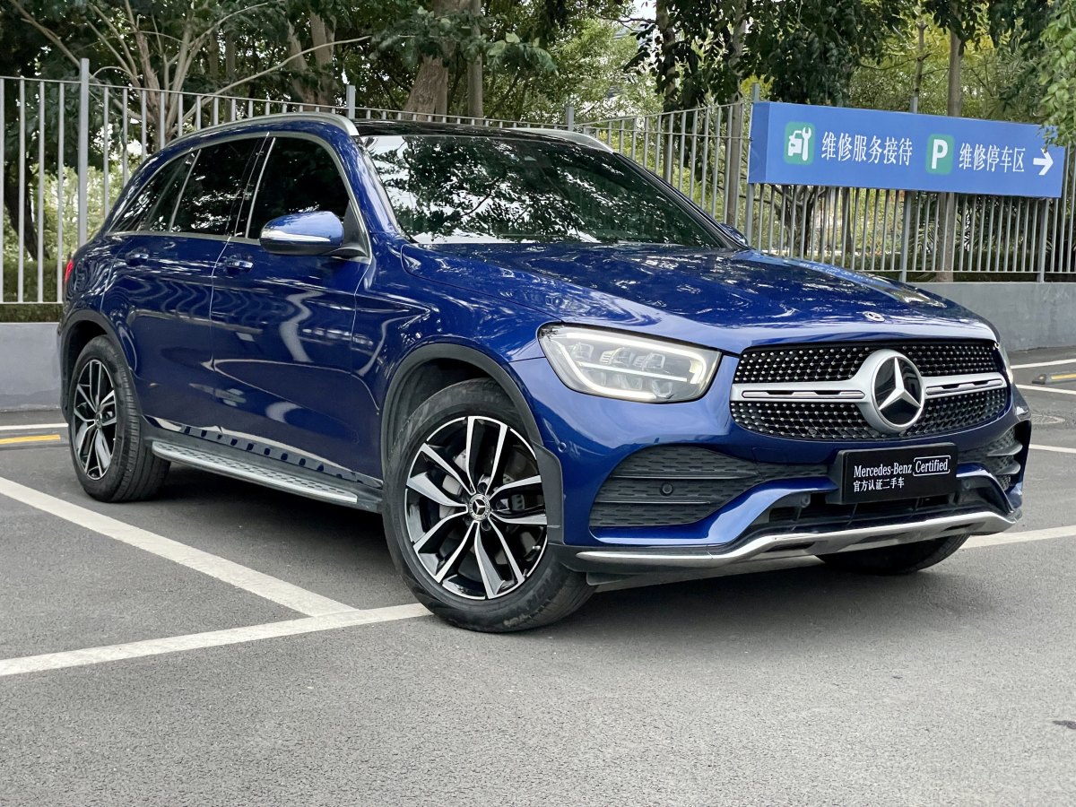 奔驰 奔驰glc 2020款 glc 300 l 4matic 动感型 蓝色 手动挡对价格不