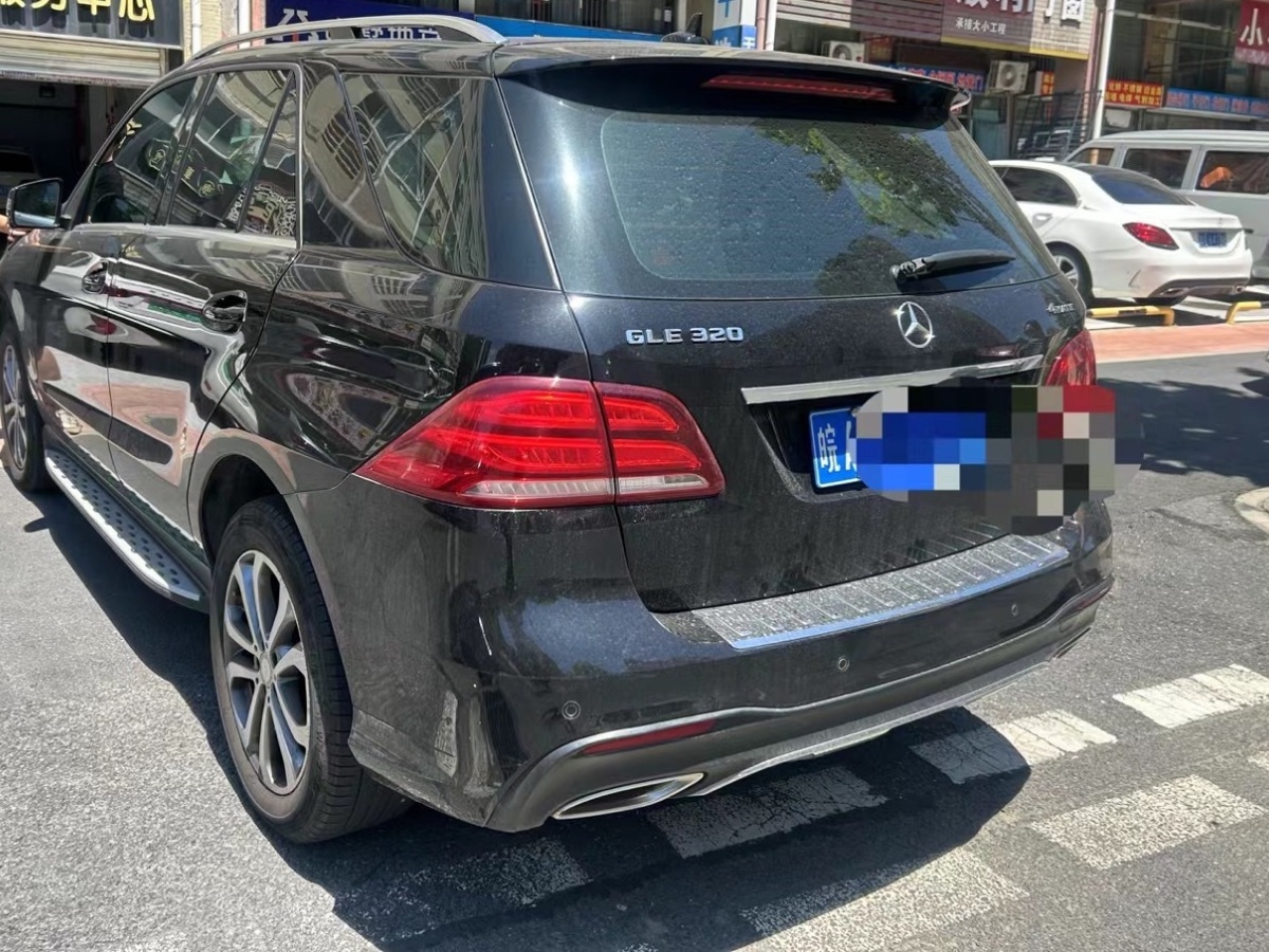 奔驰 奔驰GLE  2017款 GLE 320 4MATIC 动感型图片