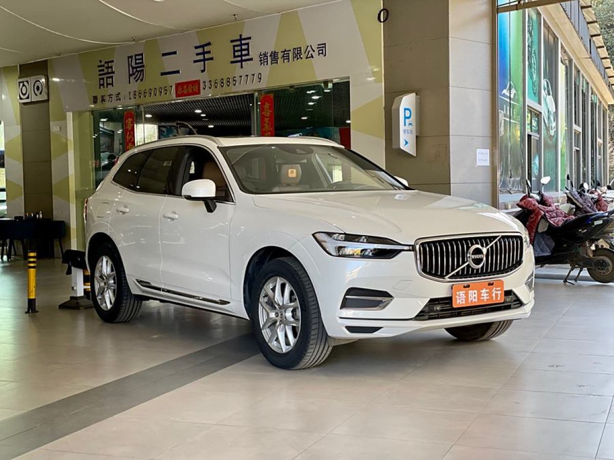 沃爾沃 XC60  2021款 T5 四驅(qū)智逸豪華版圖片