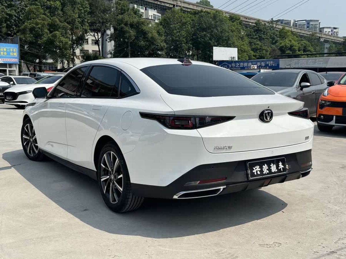 長(zhǎng)安 逸達(dá)  2023款 藍(lán)鯨NE 1.5T GDI DCT領(lǐng)航型圖片