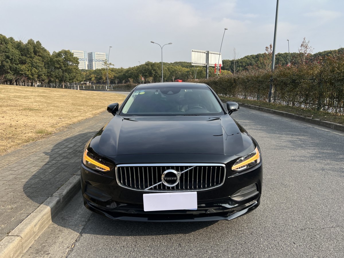 沃爾沃 S90  2017款 T4 智遠(yuǎn)版圖片