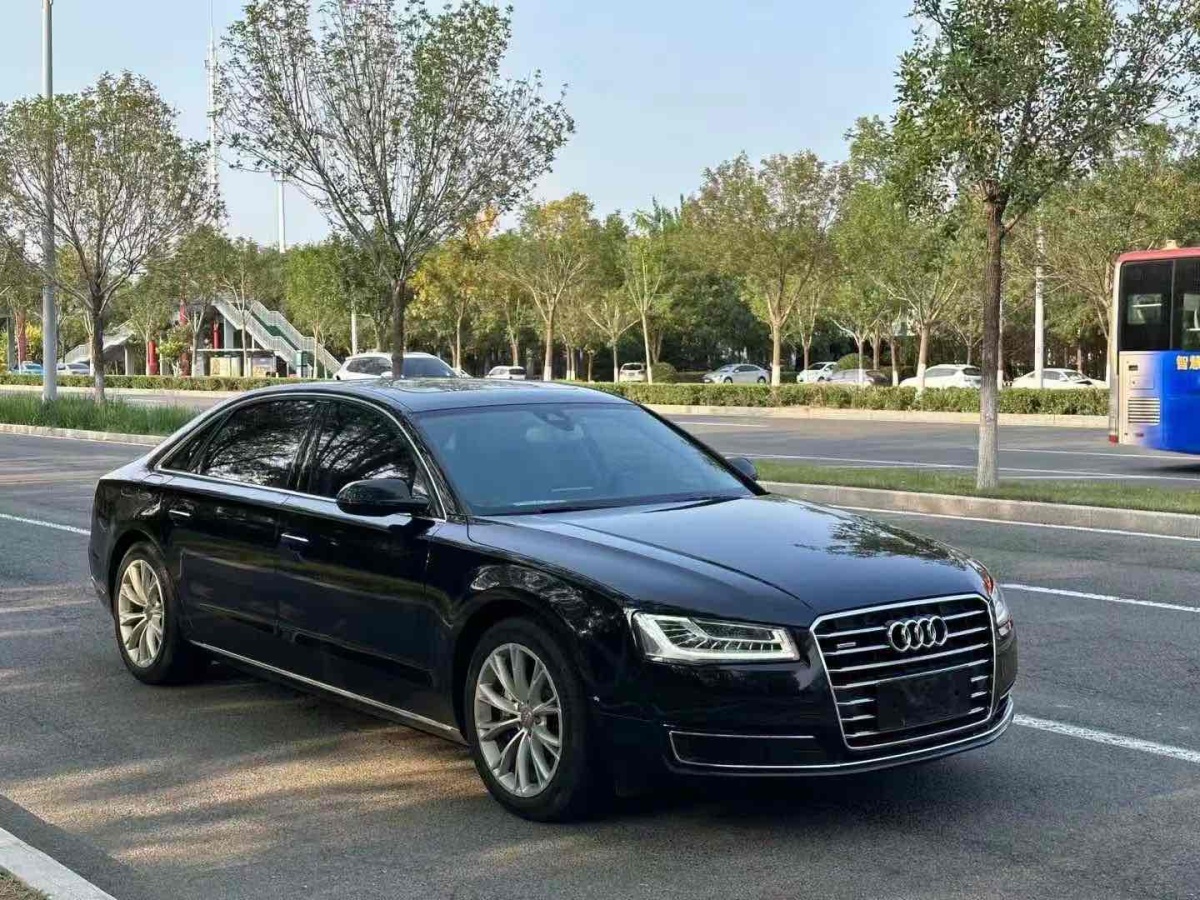 奧迪 奧迪A8  2014款 A8L 45 TFSI quattro豪華型圖片