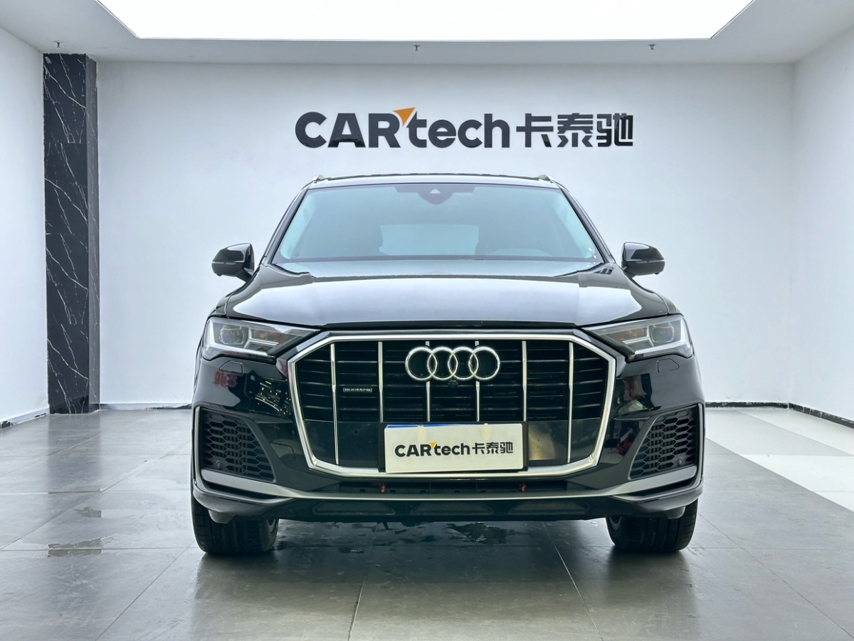 奧迪 奧迪Q7  2023款 55 TFSI quattro S line運(yùn)動(dòng)型圖片