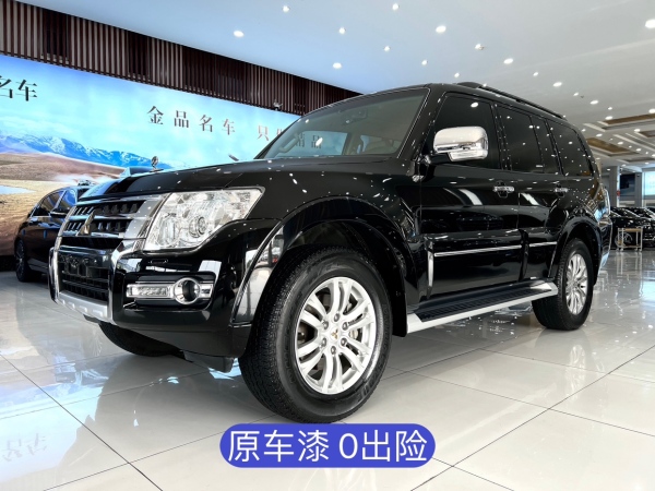 三菱 帕杰罗(进口) 2019款 帕杰罗V97 3.8L GLS 八气 双差 天窗(中东)