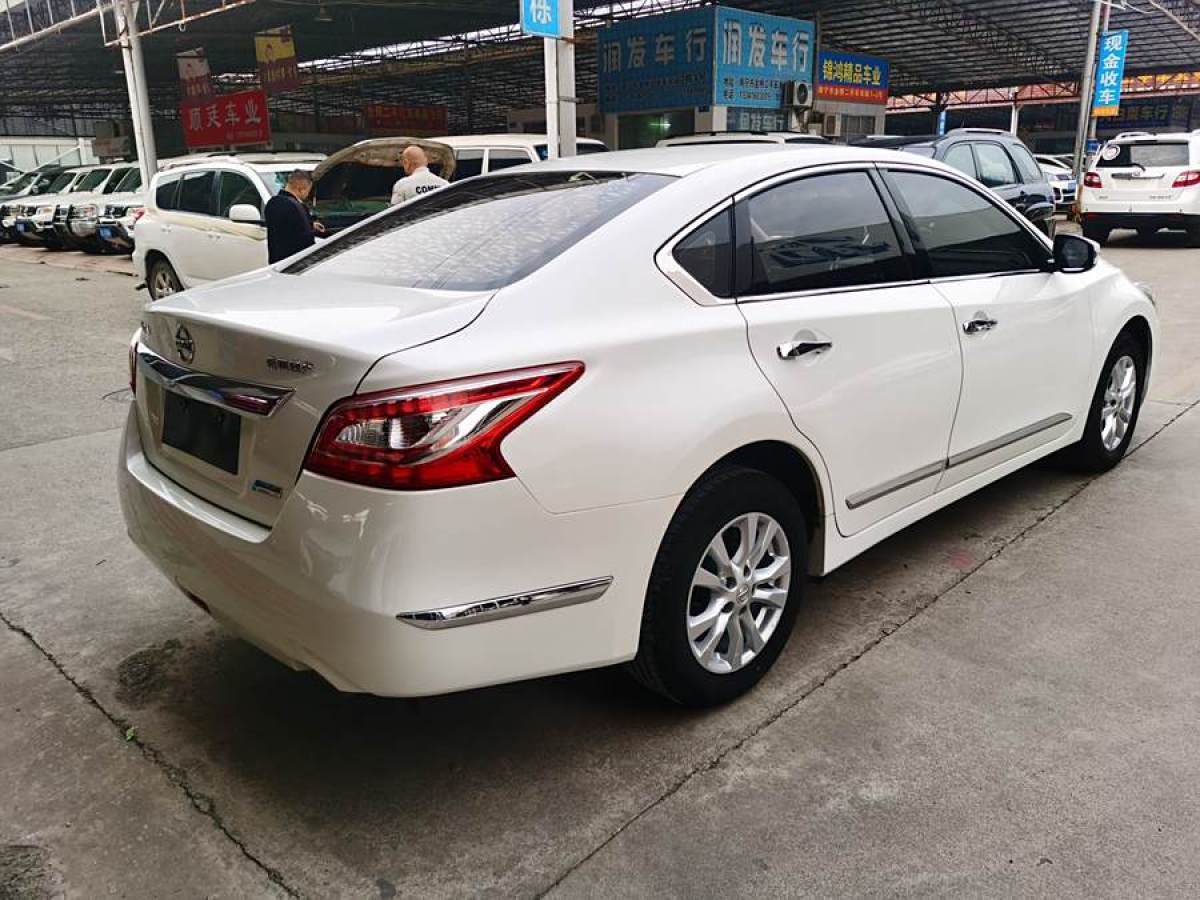 日產(chǎn) 天籟  2013款 2.0L XL舒適版圖片