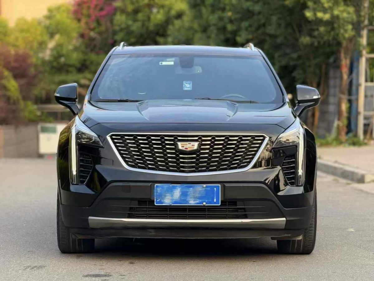 凱迪拉克 XT6  2021款 2.0T 七座兩驅(qū)豪華型圖片