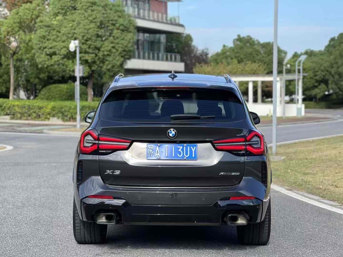 寶馬 寶馬X3  2022款 xDrive30i 領(lǐng)先型 M曜夜套裝圖片