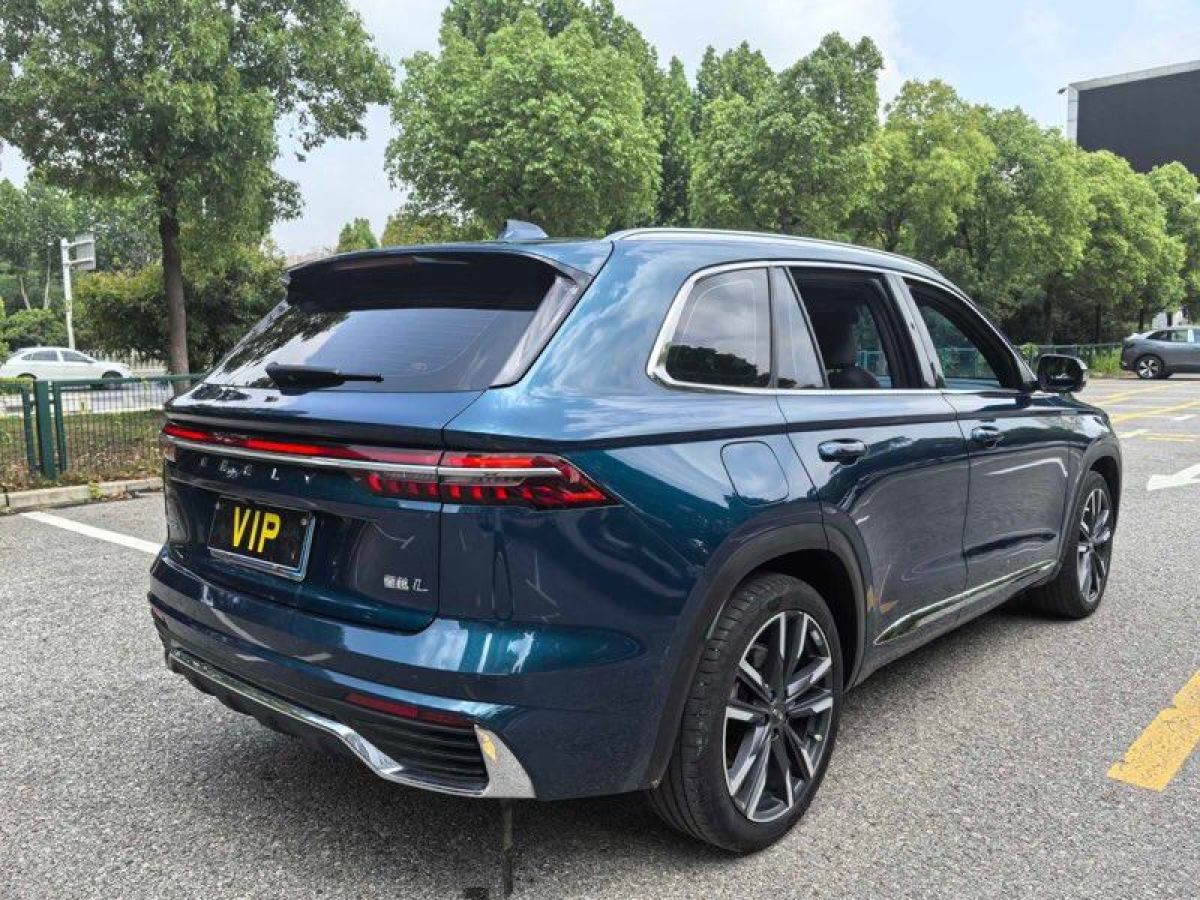 吉利 星越L  2021款 2.0TD DCT EVO兩驅(qū)尊貴型圖片