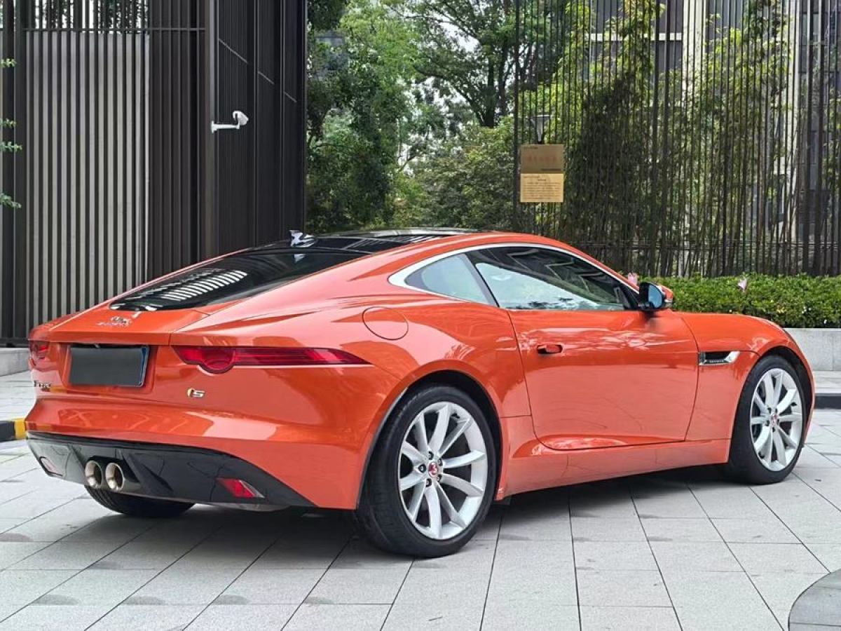 2014年9月捷豹 F-TYPE  2015款 3.0T S 硬頂版