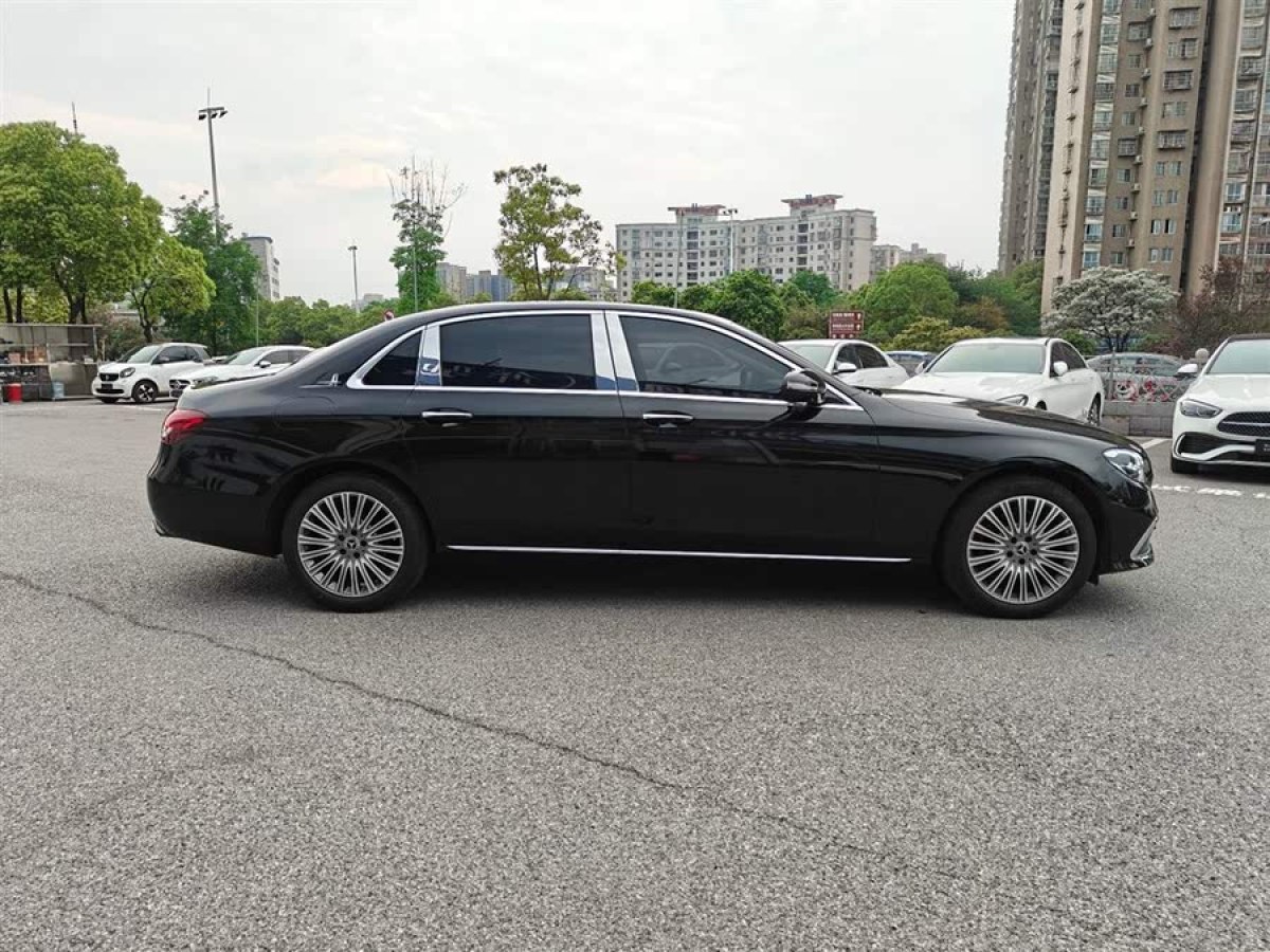 奔馳 奔馳E級  2023款 改款 E 300 L 豪華型圖片