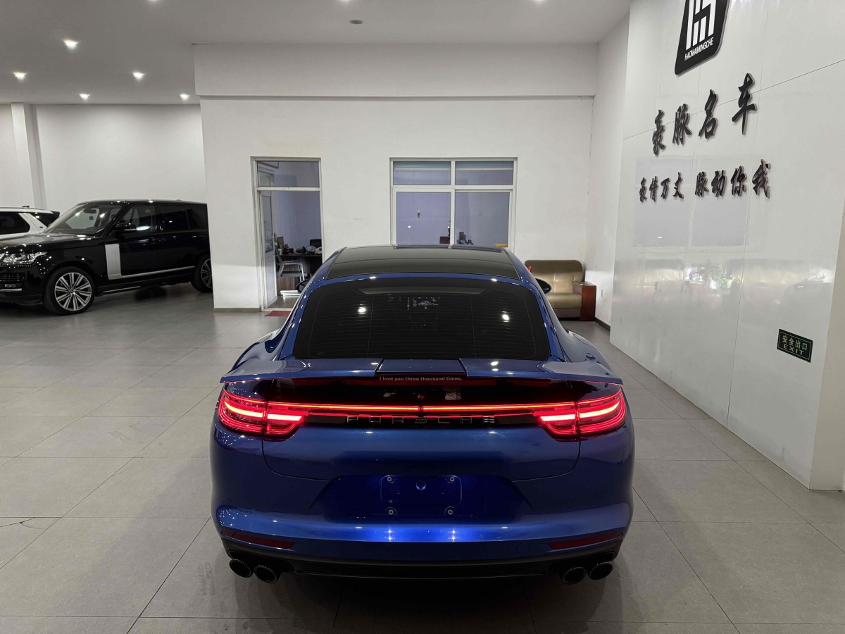 保時(shí)捷 Panamera新能源  2021款 Panamera 4 E-Hybrid 行政加長(zhǎng)版 2.9T圖片