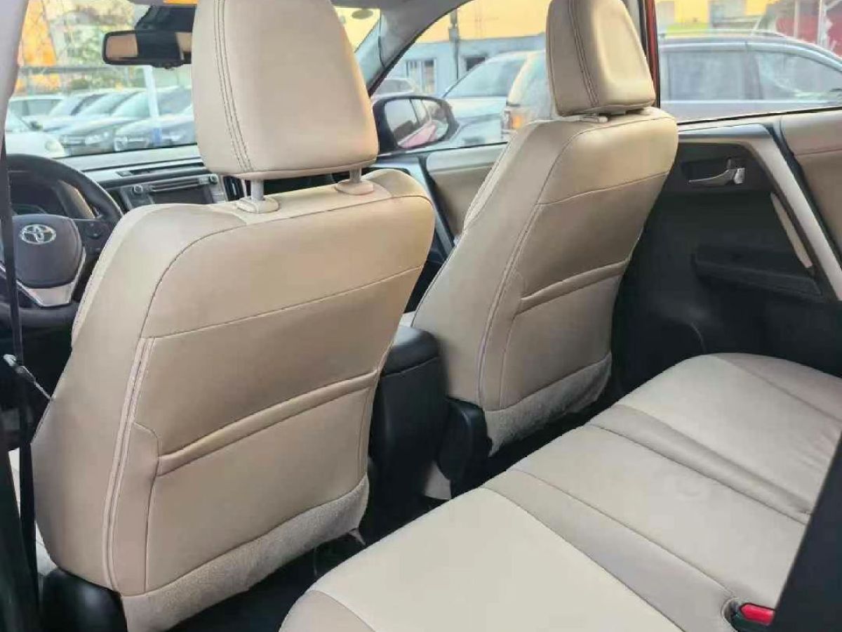 豐田 RAV4 圖片