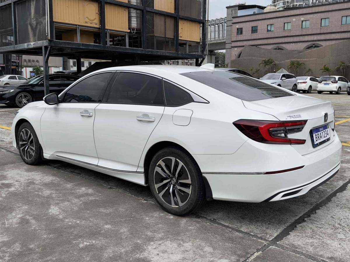 2022年5月本田 雅閣  2022款 銳?混動(dòng) 2.0L 銳領(lǐng)版