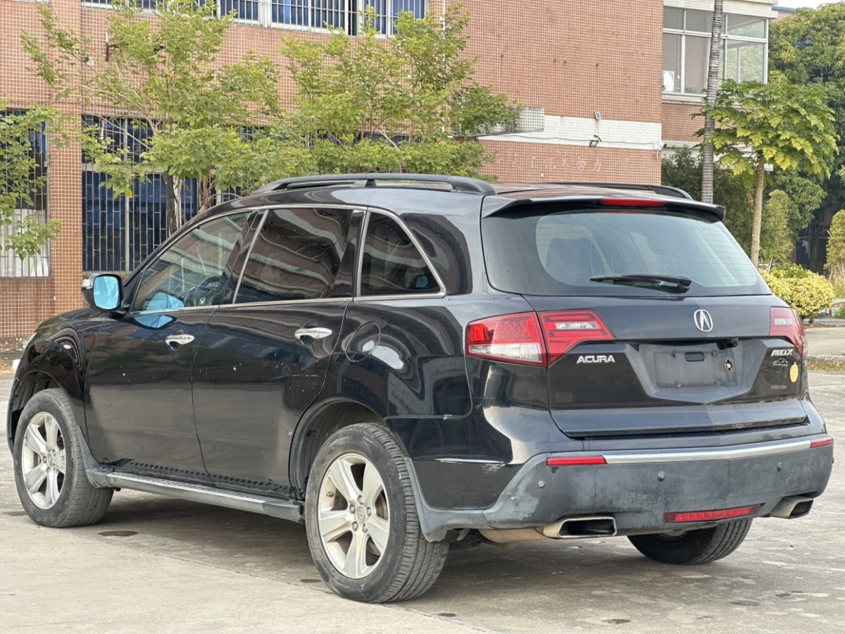 謳歌 MDX  2010款 3.7 標(biāo)準(zhǔn)版圖片