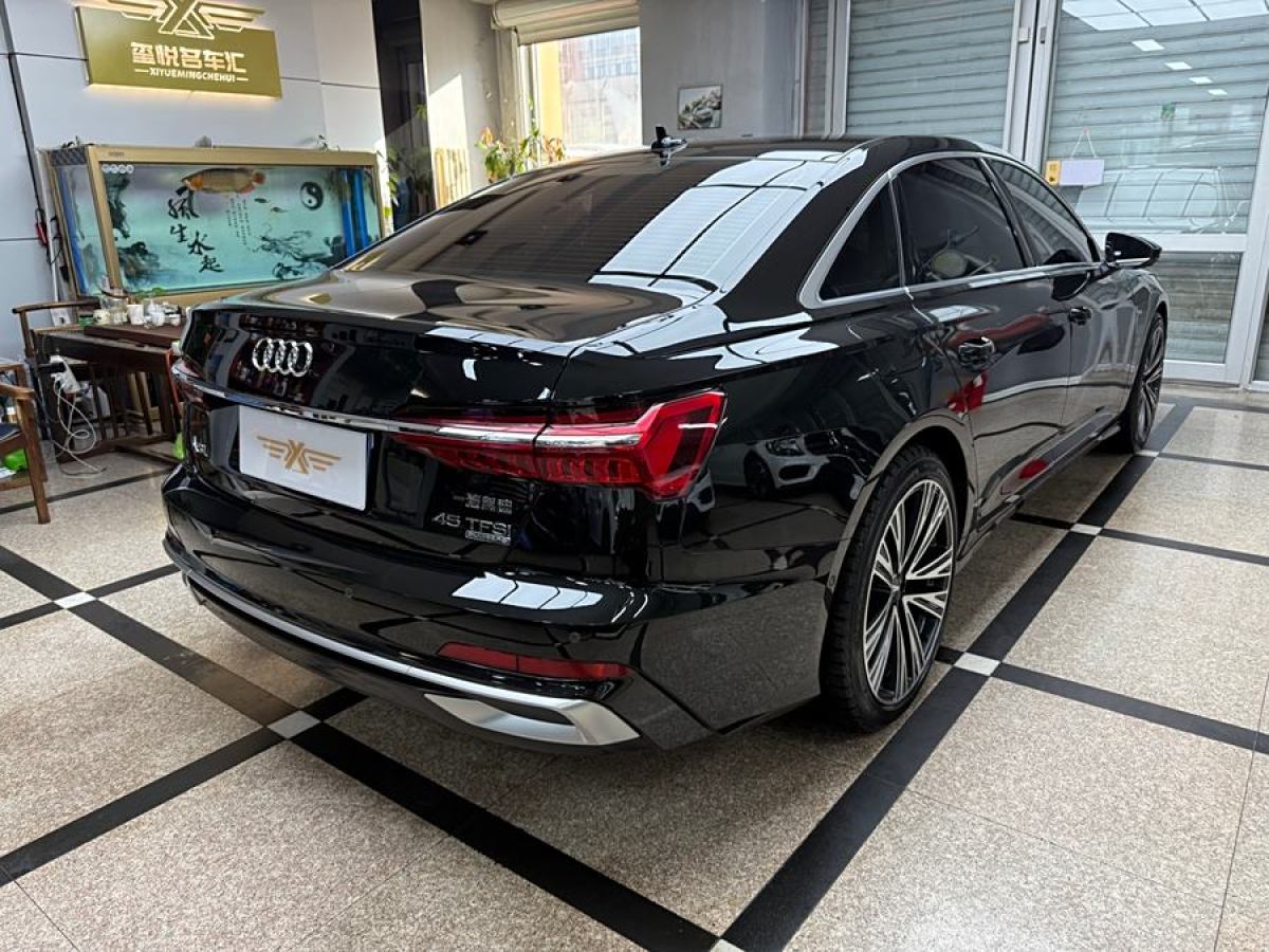 奥迪 奥迪A6L  2023款 改款 45 TFSI 臻选动感型图片