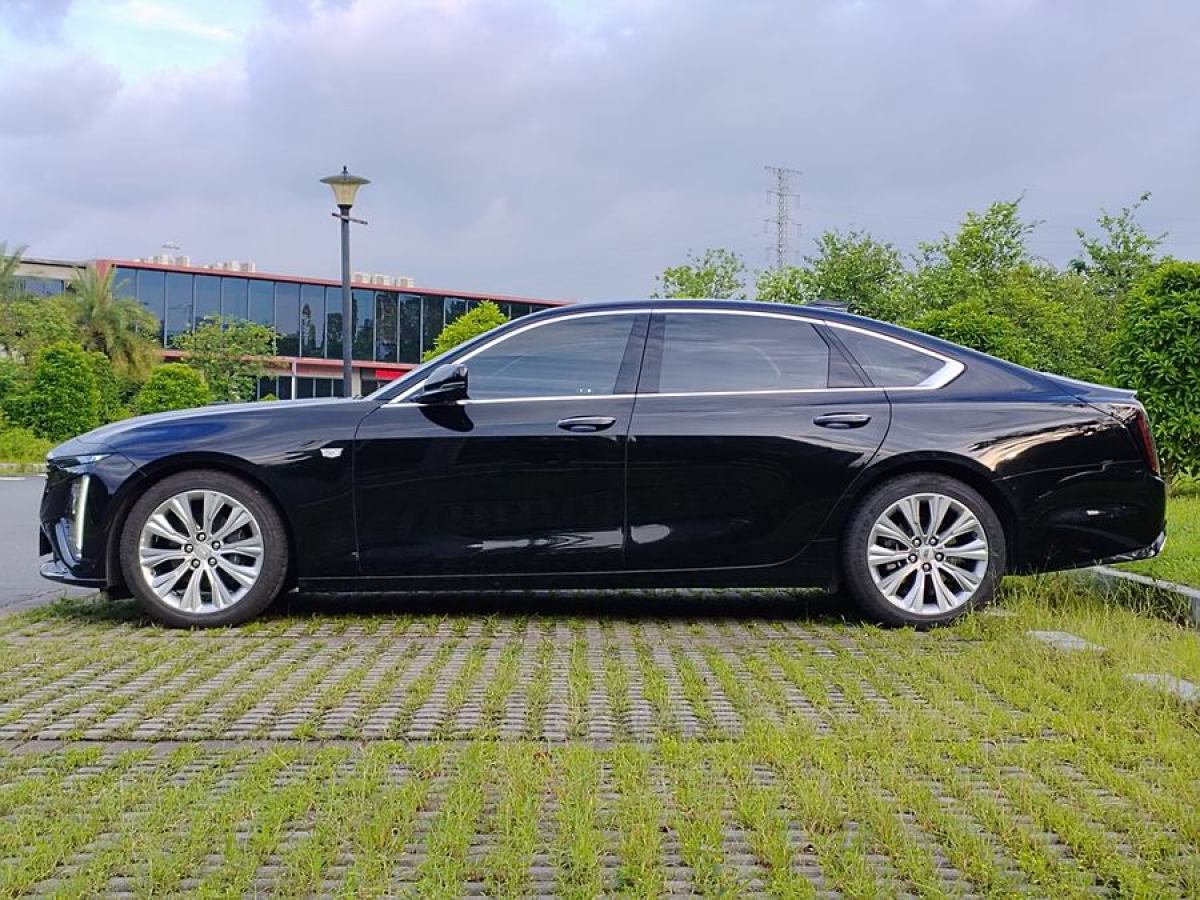 凱迪拉克 CT6  2023款 28T 尊貴型圖片