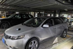 福瑞迪 起亞 1.6L AT GL