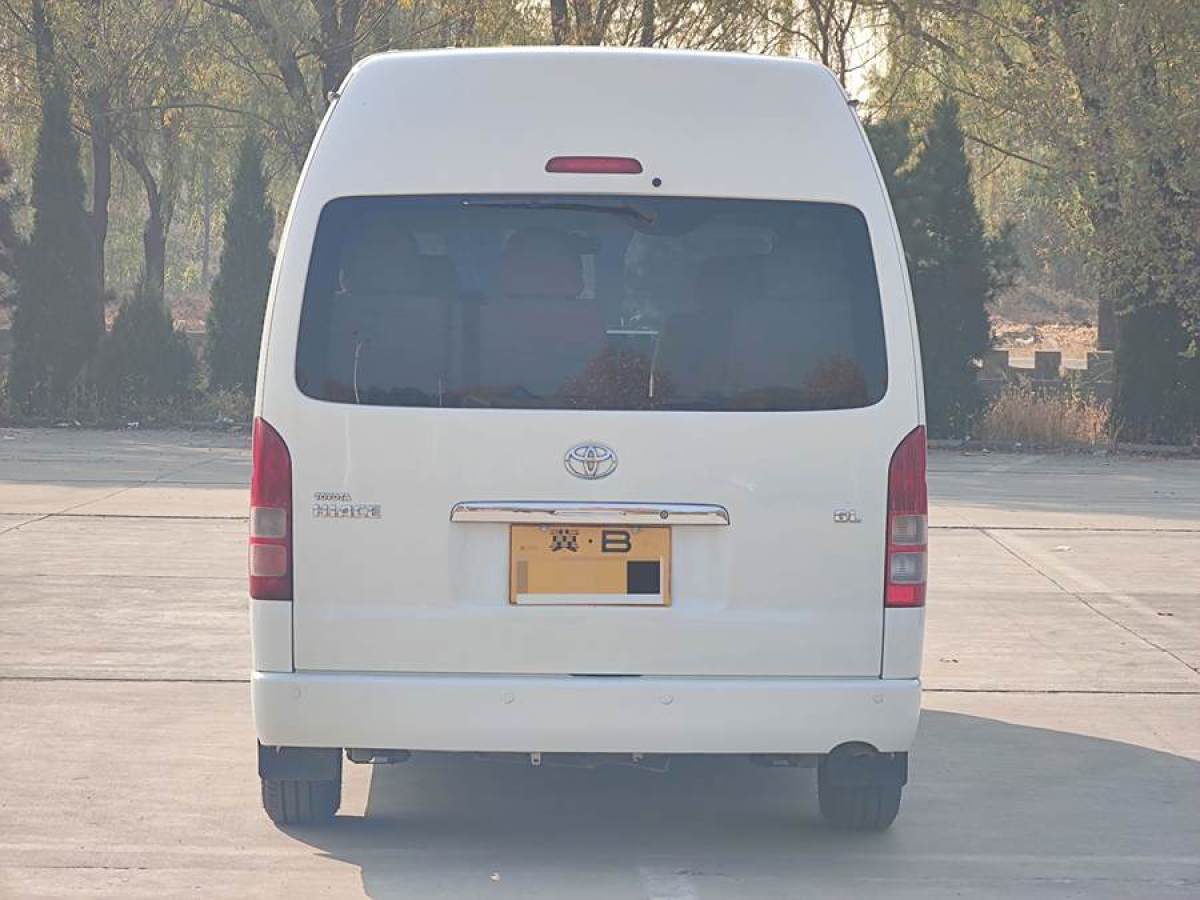 豐田 HIACE  2011款 2.7L自動標準版13座圖片