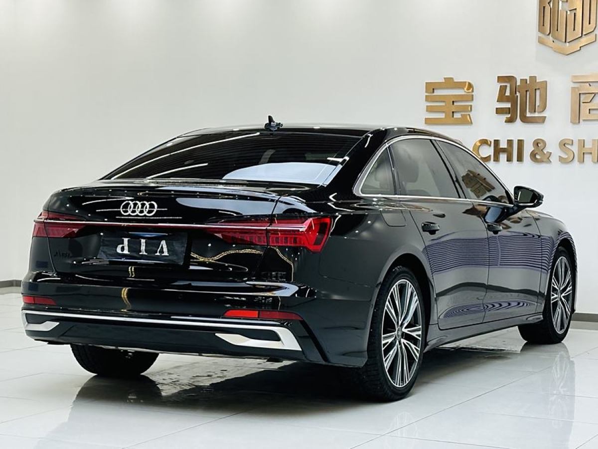 奧迪 奧迪A6L  2023款 改款 45 TFSI quattro 臻選動感型圖片