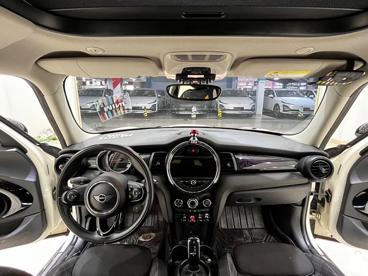 MINI MINI  2018款 1.5T COOPER 經典派 五門版圖片