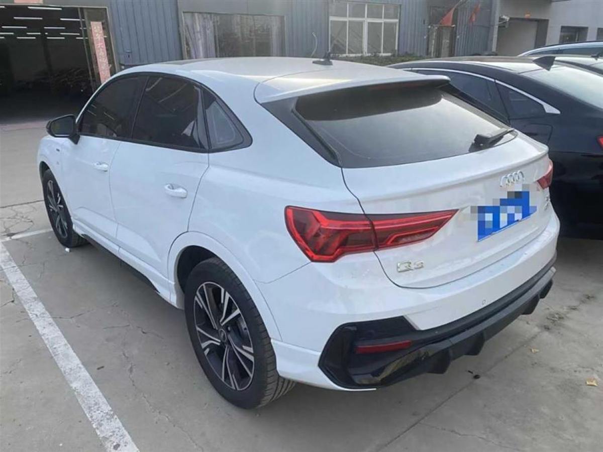 奧迪 奧迪Q3  2022款 40 TFSI 時(shí)尚動(dòng)感型圖片