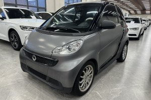 fortwo smart 1.0 MHD 新年特别版