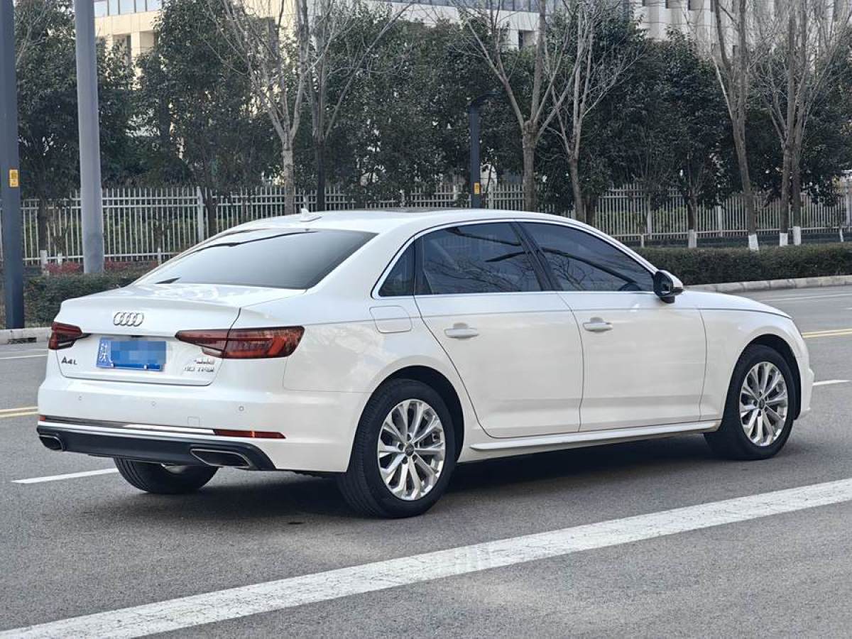 奧迪 奧迪A4L  2019款 40 TFSI 進(jìn)取型 國VI圖片