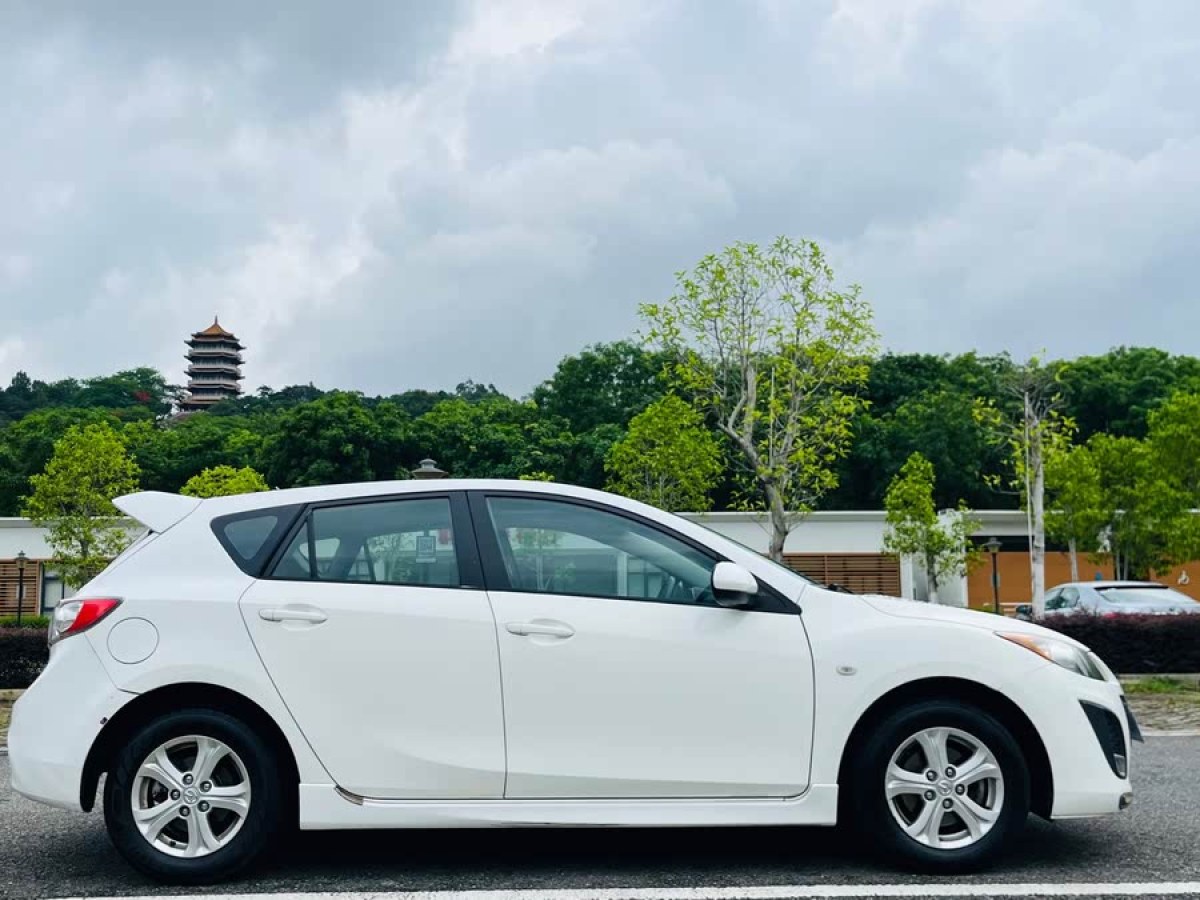 馬自達(dá) 馬自達(dá)3星騁  2013款 兩廂 1.6L 自動精英型圖片