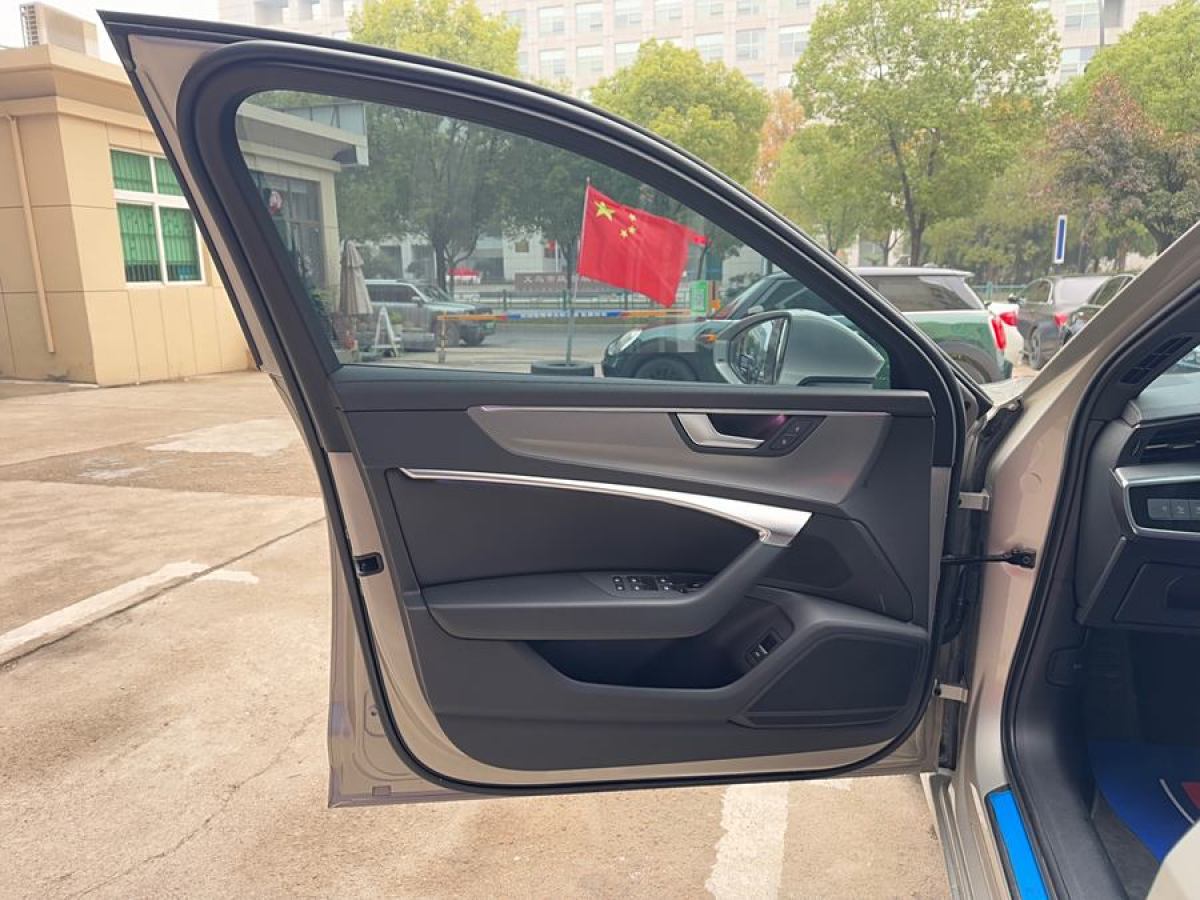 奧迪 奧迪A6L  2021款 40 TFSI 豪華動(dòng)感型圖片