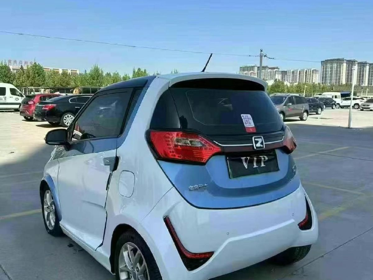 眾泰 E200 圖片