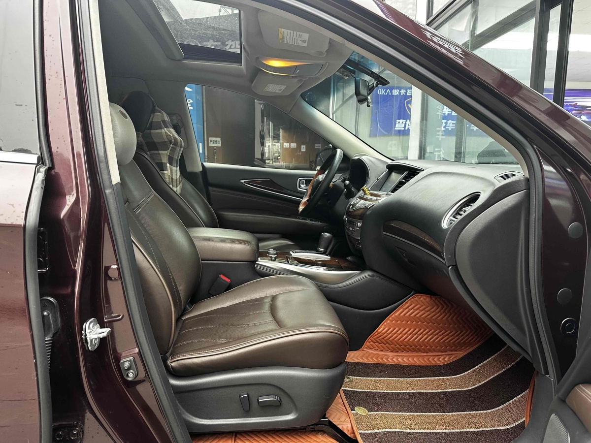 英菲尼迪 QX60  2020款 2.5 S/C Hybrid 兩驅(qū)卓越版 國VI圖片