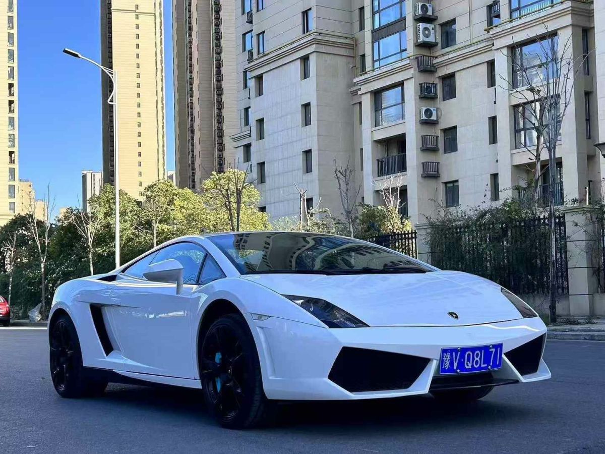 蘭博基尼 Aventador  2013款 LP 700-4 Roadster圖片