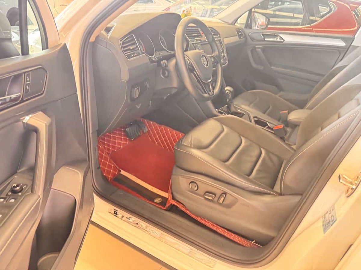 大眾 途觀L  2018款 改款 330TSI 自動兩驅舒適版圖片