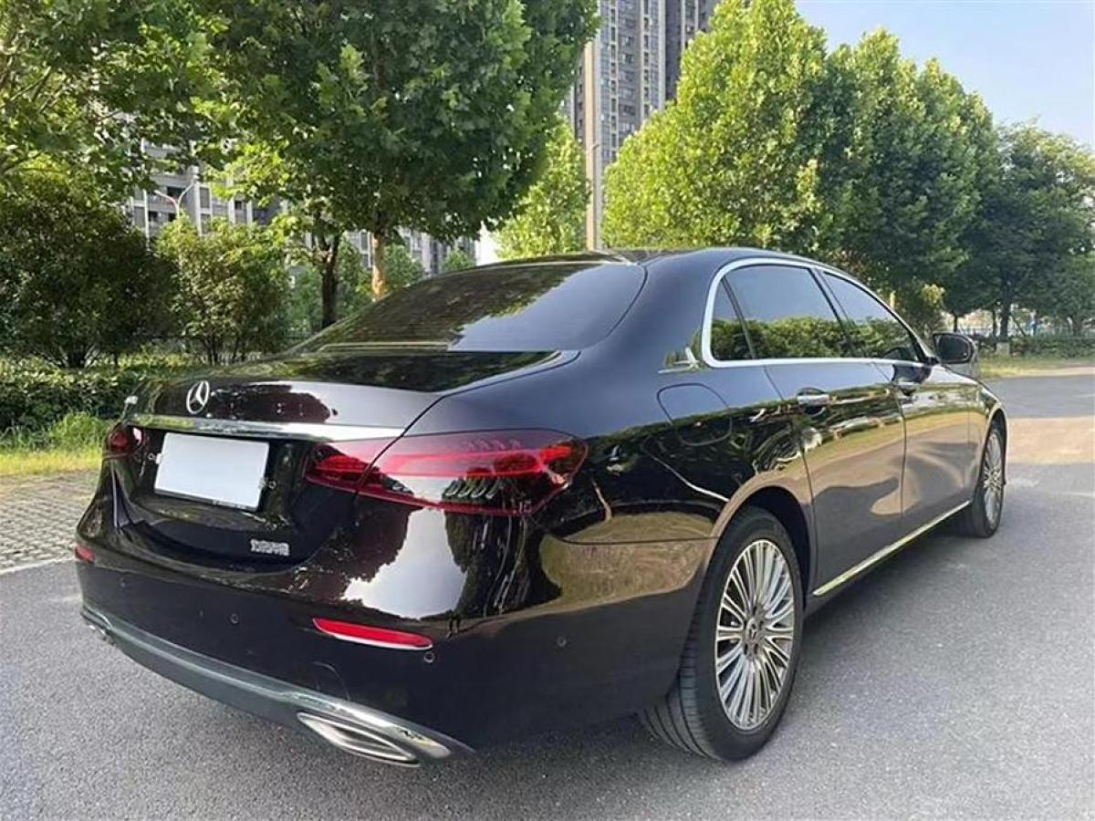 奔馳 奔馳E級(jí)  2021款 改款 E 300 L 豪華型圖片