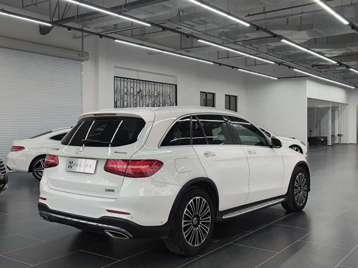 奔馳 奔馳GLC  2018款 改款 GLC 260 4MATIC 動(dòng)感型圖片