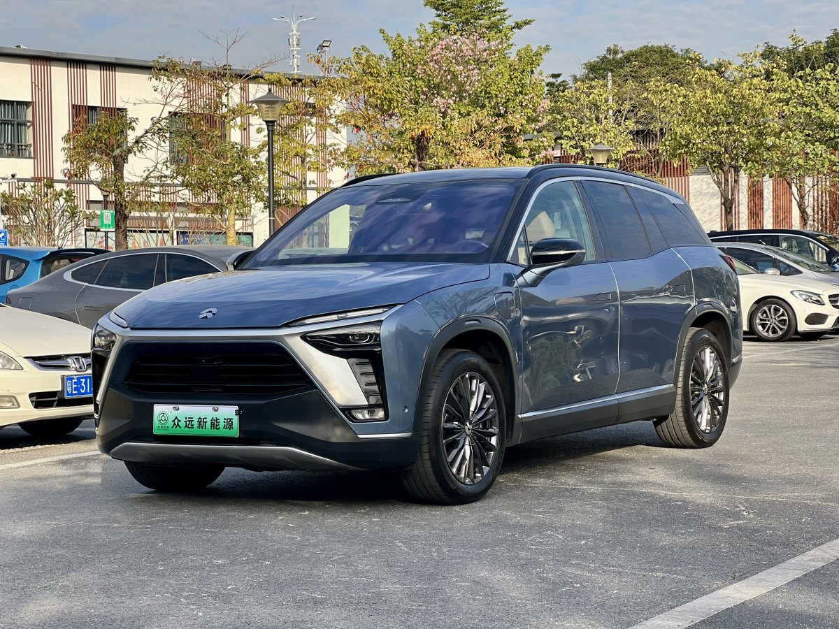 蔚來 ES8  2020款 415KM 基準(zhǔn)版 六座版圖片