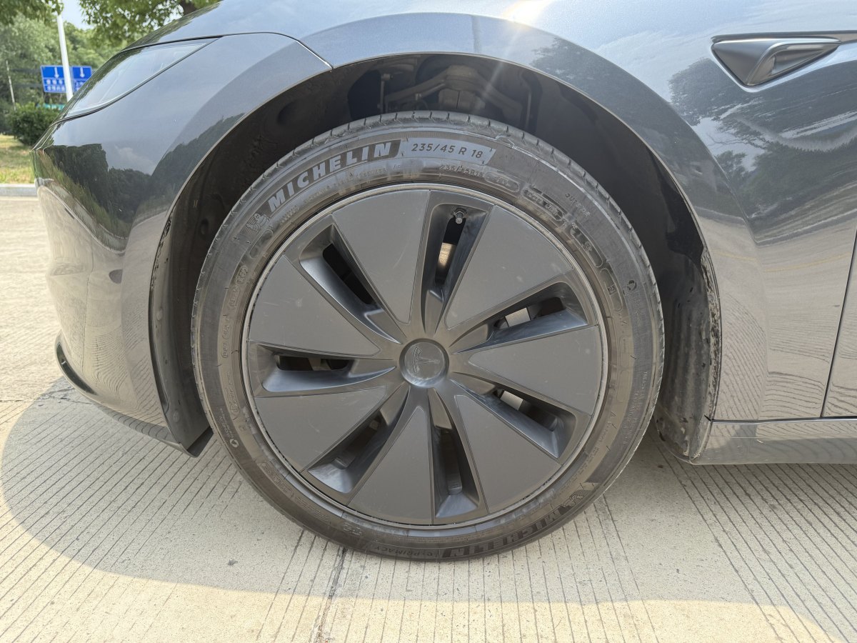 2024年6月特斯拉 Model 3  2019款 長(zhǎng)續(xù)航全輪驅(qū)動(dòng)版