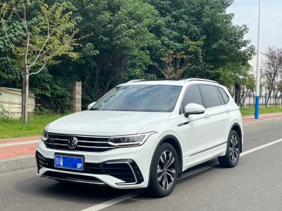 2023年02月 大众 途观L 330TSI 自动两驱R-Line越享版图片